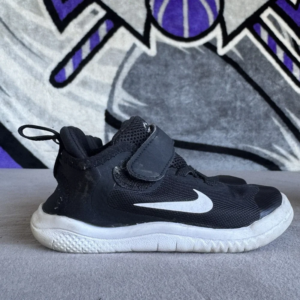 Size 8c - Nike Free RN Toddler Shoes Sneaker Black White Hook Loop AH-3453-003